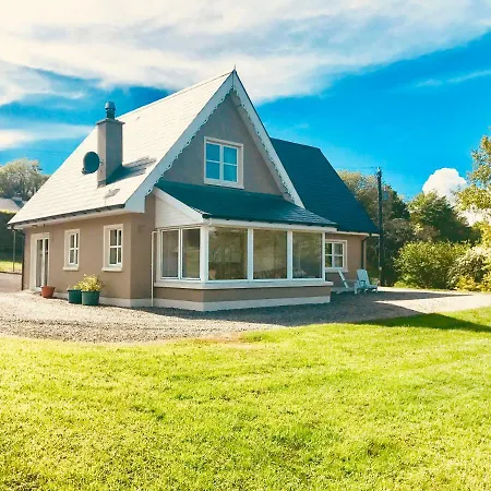 Holiday home The-gables *